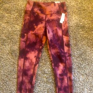 NWT VS Leggings